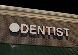 Dentist Sign